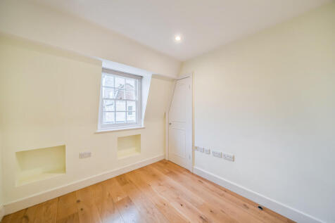 Second Floor Sing...