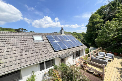 4 Bedroom Semi Detached Dormer Bungalow for Sale