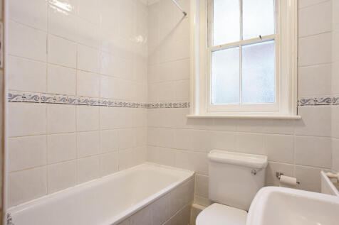 Flat 1, 49 Lebanon P