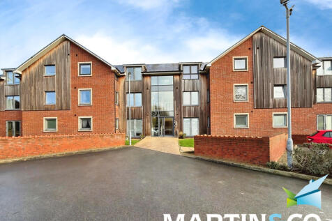 7b273024-WhatsApp...