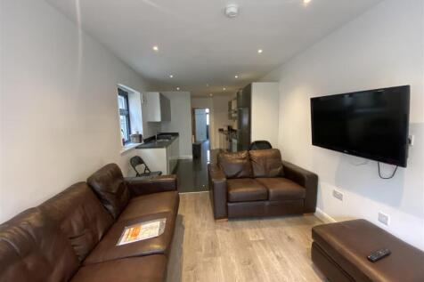 Cyprian House, Monthermer Road photo 5
