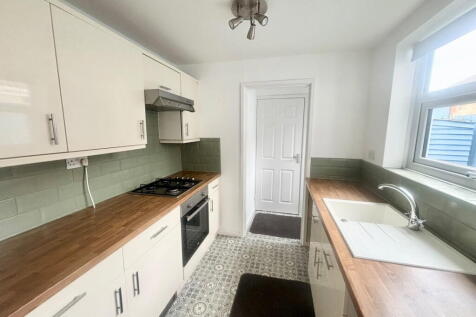 Wolviston Road, Hartlepool, TS25 5AP photo 4