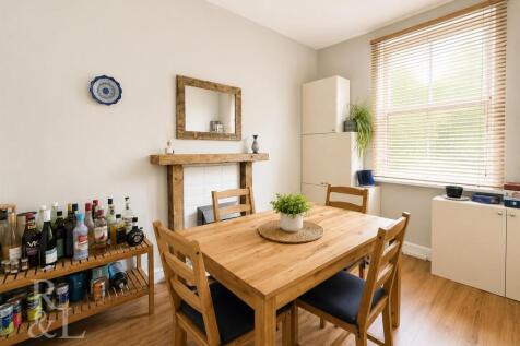 DINING ROOM_.jpg