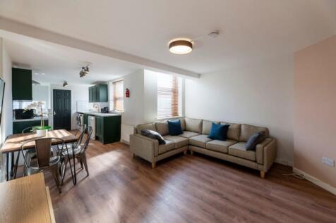 64EA - Living Area