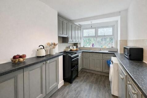 Kitchen (6).jpeg