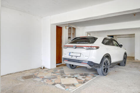 Parking Bay