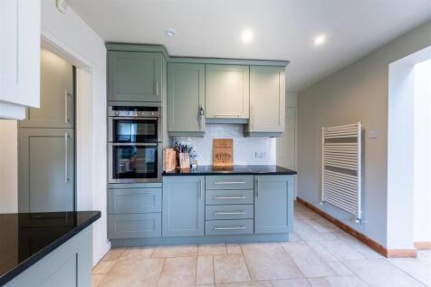 25 Walkers Lane-003.jpg