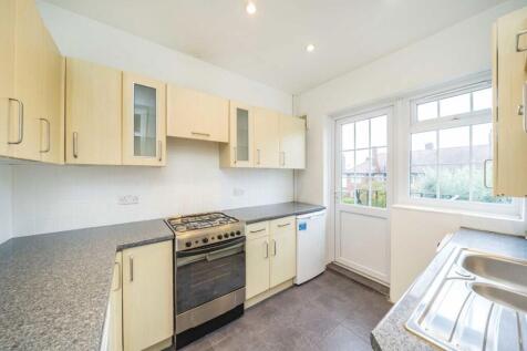 Godley Road, Earlsfield photo 3