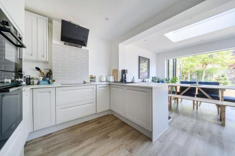Rossendale Road, Caversham, RG4 photo 3
