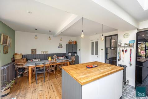 Addison Road, 15-012.jpg