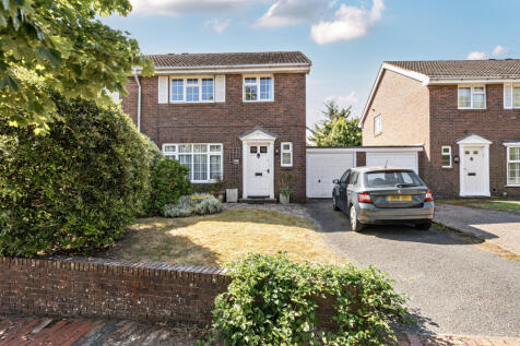 Eastbourne, BN20 - property photo