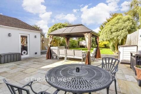 External Lifestyle Photograph