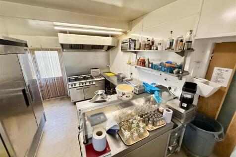 EQUIPPED CATERING KITCHEN