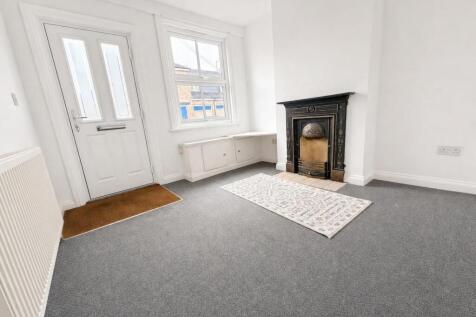 Orchard Street, Old Moulsham photo 3