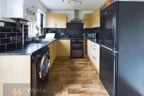 CAM01121G0-PR0151-STILL009.jpg