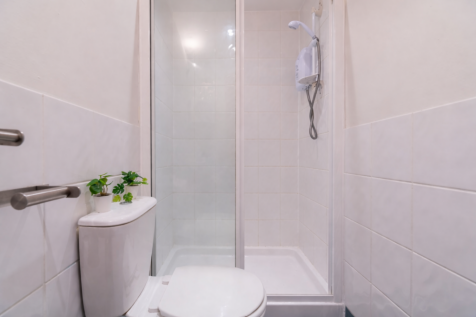 101CR - Bathroom