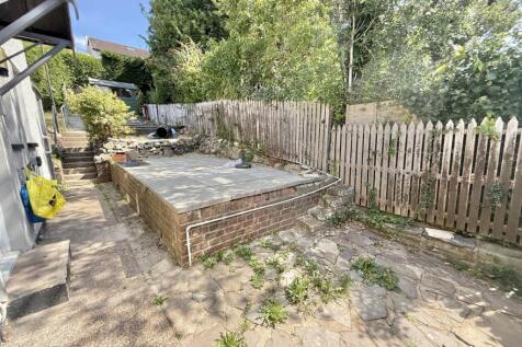 rear garden 3