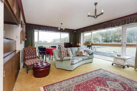 Bramleys Estate Agents - Pinfold Lane - Fixby (7).