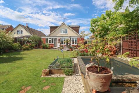 35 DOWNHAM ROAD OUTSIDE-6.jpg