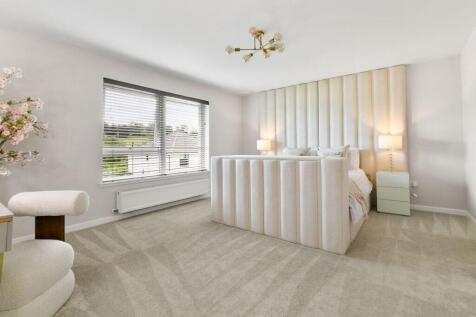 5 bed, 5 bath Detached in Glasgow - Photo 18