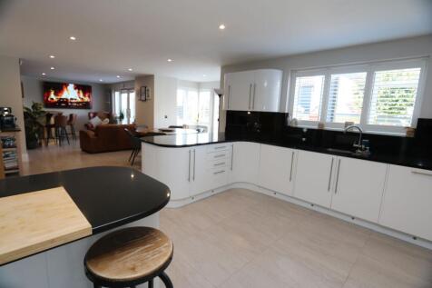 Social Kitchen Dining Room