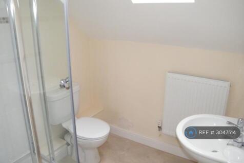 Master Bedroom En-Suite