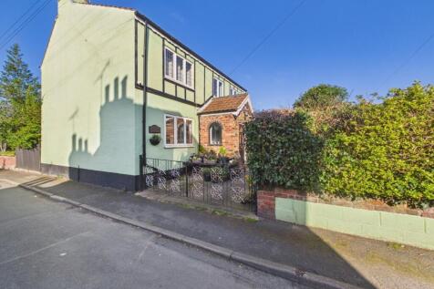 4 Bedroom Detached House - For Sale