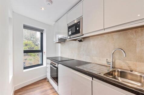 Pirbright Road, London photo 3