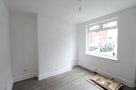Front reception r...