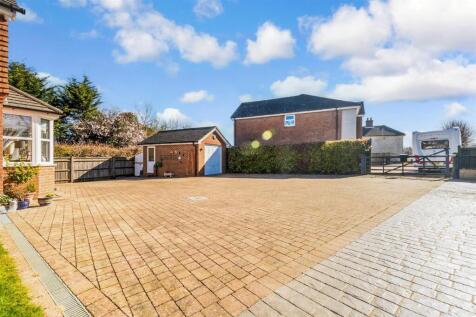 Driveway/Parking
