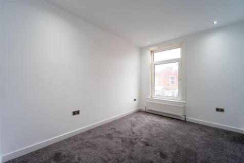 32 Carnarvon Road, Portsmouth, PO2 7NL223.jpg