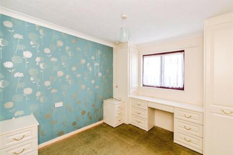 Bedroom `
