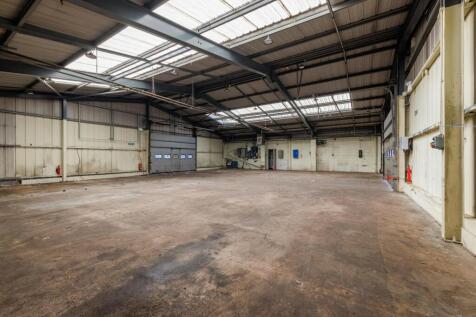Commercial Property to rent Image 7