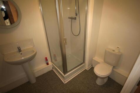 4bathroom.JPG