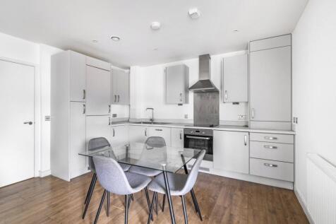 12-22 Pinner Road, Harrow, HA1 photo 2