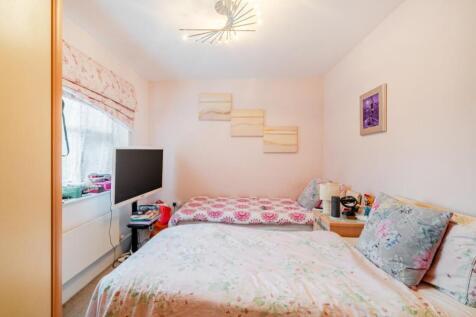 Davidson Frost-Wellings, DFW, Fauna Close, Bedroom