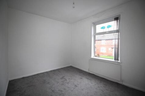 888 bed1.JPG