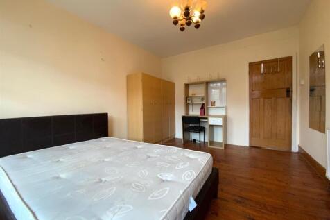 Room GFB1.jpg