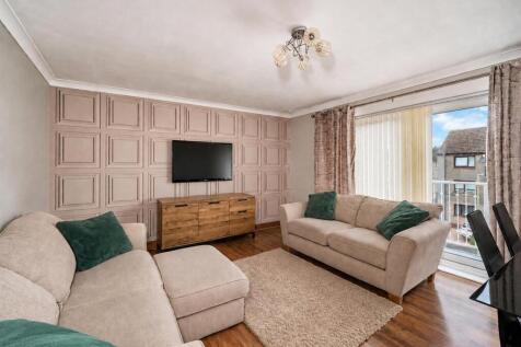 2L Denhead Crescent Dundee-4.jpg