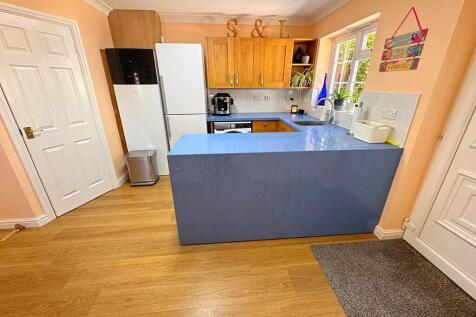 Facetune_11-07-20...