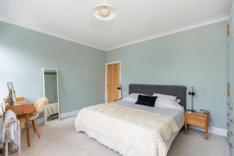 8V8ARD - Bedroom A.jpg