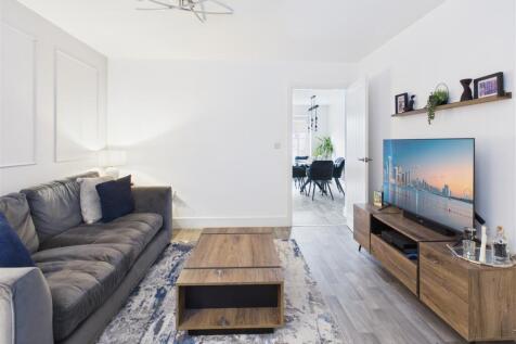 Lounge Dining Room