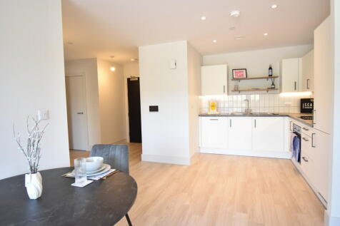 table area 2 bed 