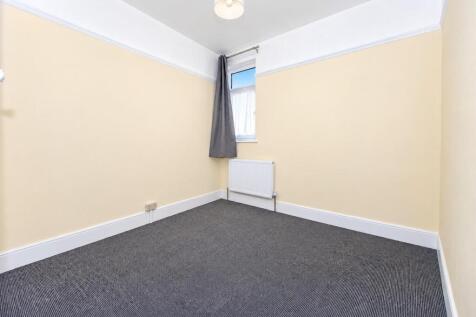 Lodge Causeway, Fishponds, Bristol photo 4