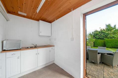 DETACHED STUDIO / HOME OFFICE / GARDEN KITCHEN