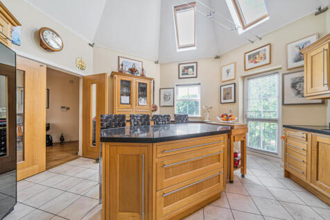 1312182-16-685fc7...