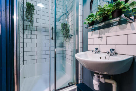 Flat 13, S&amp;B, Bathroom 2