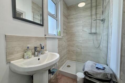 Broadwater Road, Worthing, BN14 photo 5