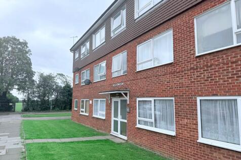 Ilford, IG6 - property photo