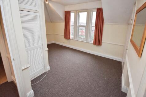 Flat 5, Blackall Road photo 4